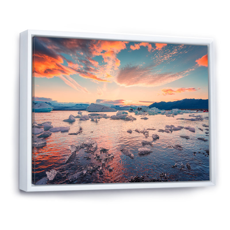 Coucher de soleil sur la mer de l'Alaska sur toile, H 34 po x l 44 po x P 1,5 po, Toile blanche