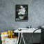 "Epic Graffiti" White Flowers In Vase "par Yvette St. Amant, art mural sur toile-106171916