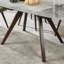 Table de salle à manger extensible moderne, pierre frittée, base en bois massif, usage domestique