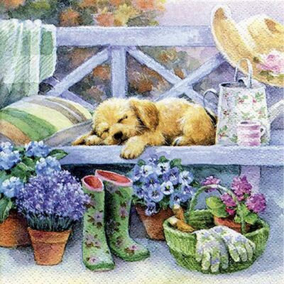 Serviettes jetables en papier avec fleurs et chiot endormi