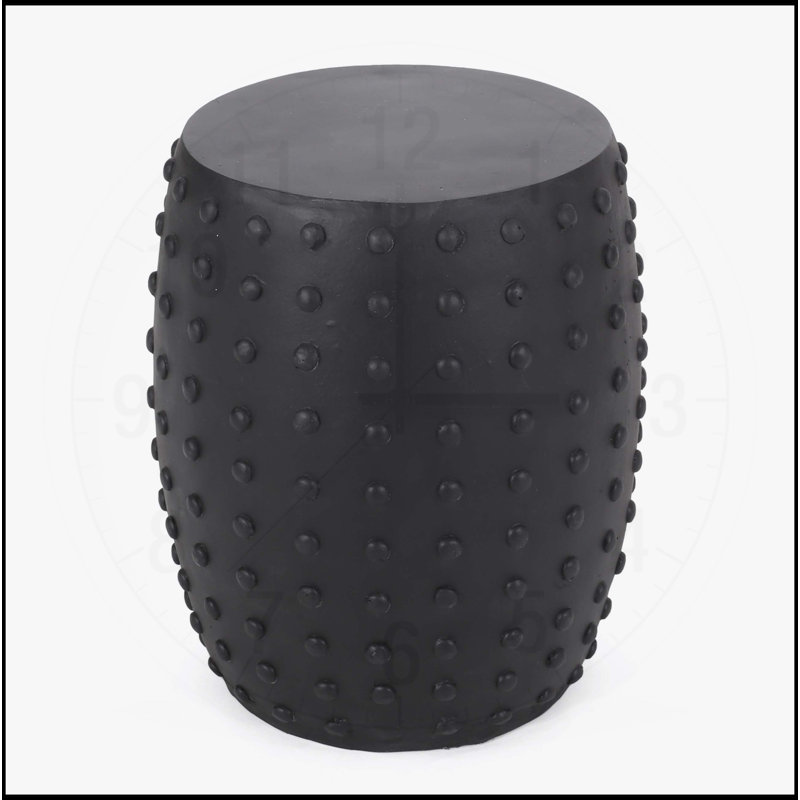 Table d'appoint d'extérieur en béton léger avec un design moderne et une fonctionnalité polyvalente