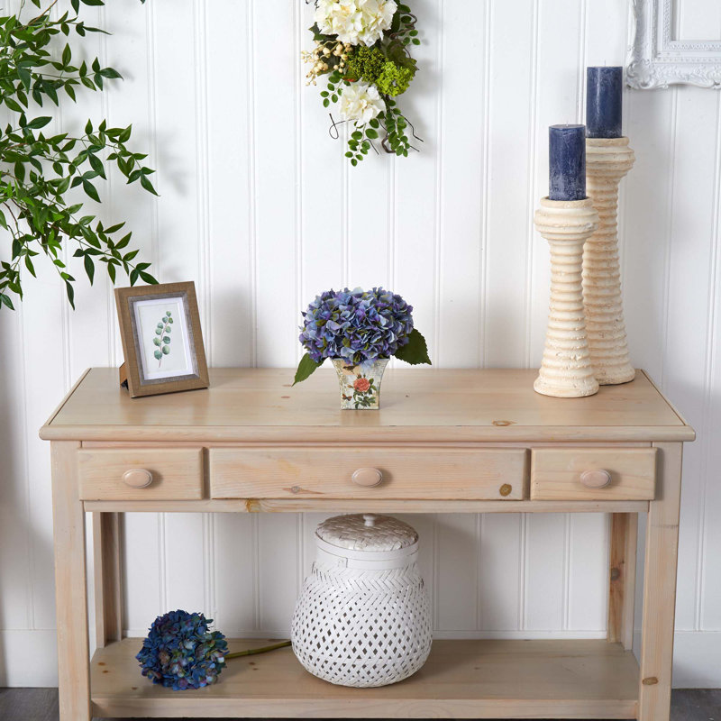 Arrangement floral d'hortensias en pot, Bleu