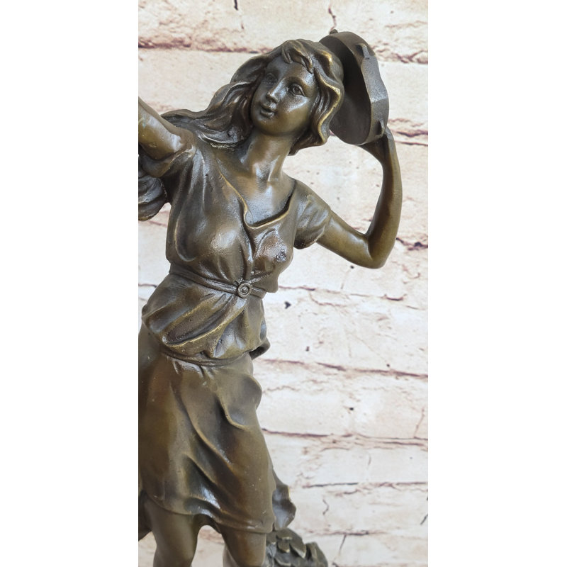 Figurines et sculptures