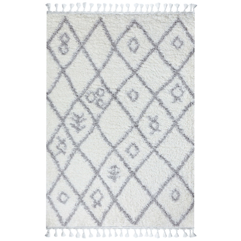 Stephian Geometric Indoor Rug, Rectangle 4' x 5'11"