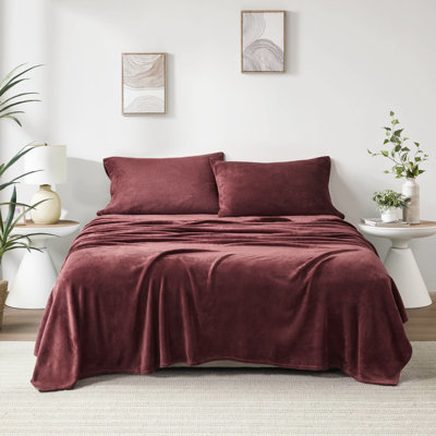 4 Pcs King Sheet In Burgundy, 100% , Cozy And Soft, Brushed Both Sides For Soft Touch, Contains Flat Sheet, Fitted 2 Pillowcases, Fits 16" Mattresses, Machine Washable Burgundy Of Pcs, , Comfortable,