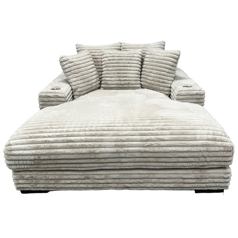 Chaise taupe pour chambre à coucher avec revêtement et + porte-gobelet pratique