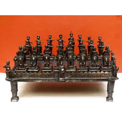 Jeu d'échecs en laiton fait à la main 13,5 "- jeu de plateau de combat artistique avec des ornés, décor de table luxueux et cadeau d'héritage