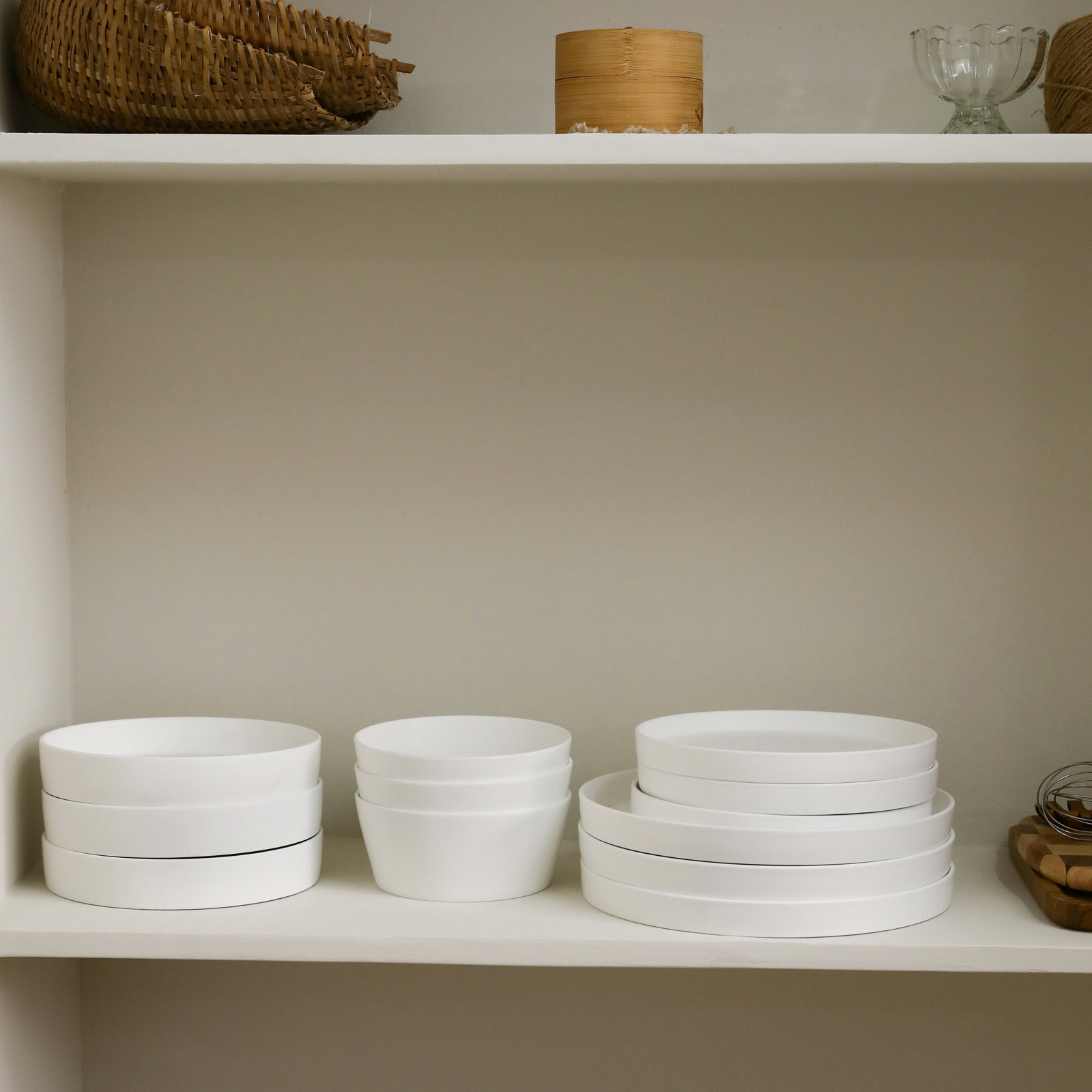 Stone Lain Fosca 16-Piece Dinnerware Set Bone China