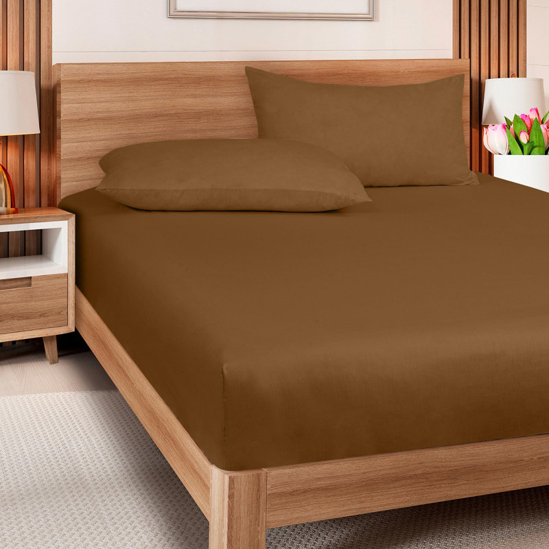 Royale Linens 300 Thread Count 100% Long Staple Combed Cotton Flat Sheet - Super Soft - Top Sheets - Flat Sheet Sold Separately - Breathable, Cool & Crisp Percale Sheets Only 