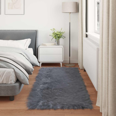 Solid Colour Standard Area Rug