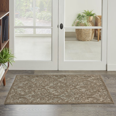 Gerturde Damask Indoor Rug