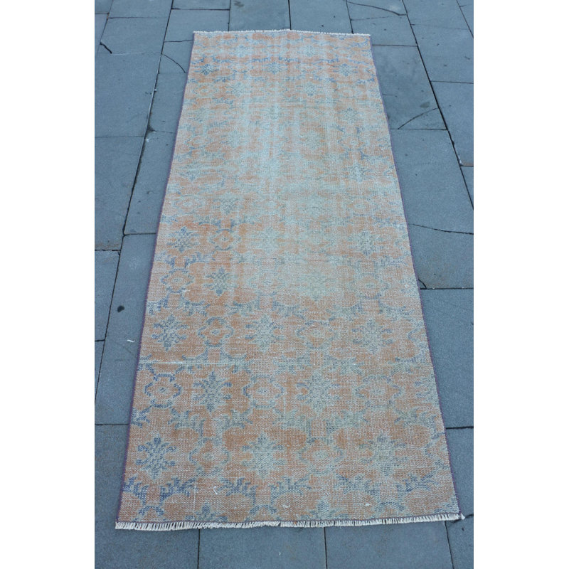 Hand-Knotted Turkish Oushak Wool Rug with Faded Vintage Style in Beige Perfect for Salons