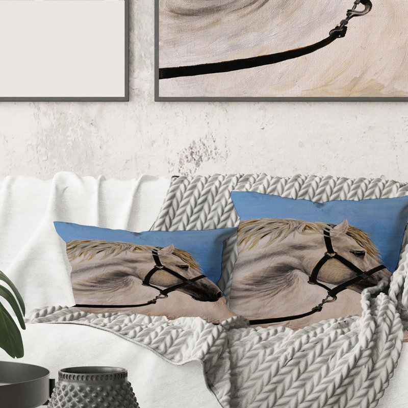 Portrait d'un cheval dans le sillon, housse de coussin rectangulaire et insert