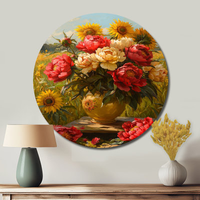 Pivoines par le champ de tournesols I - pivoines rondes, art mural en métal pour le salon