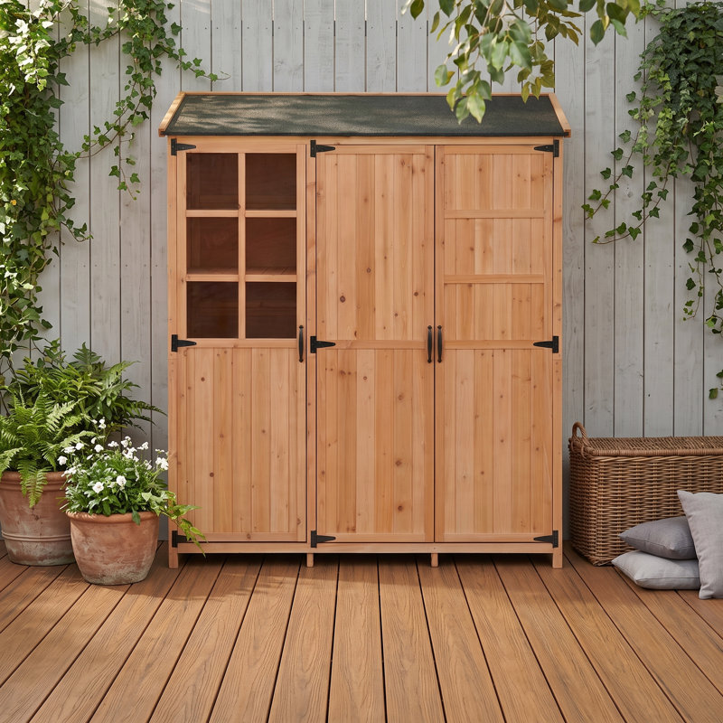 Abri de jardin extérieur avec trois portes, sept tablettes, deux tiroirs, six crochets et un poste de travail, Natural