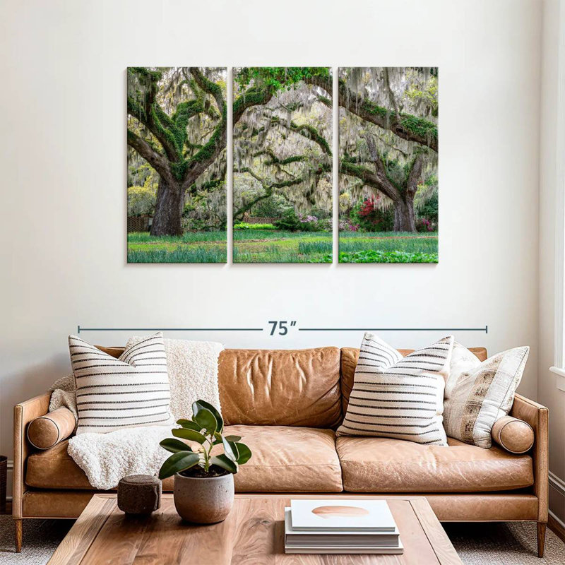Harnek Mossy Oak Trees, 36" H x 57" W
