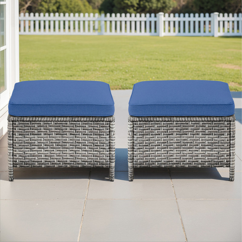 Outdoor Lounge Chair