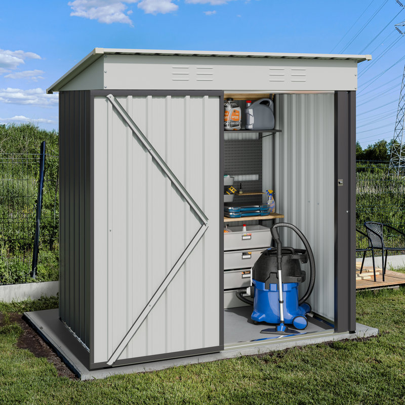 Remise de rangement en métal l 6 pi x P 4 pi avec fenêtre