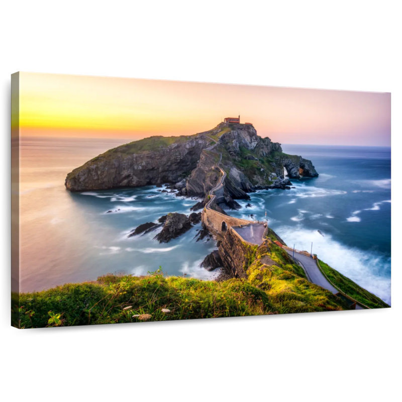 Gillard San Juan De Gaztelugatxe Cliff, H 24 po x l 36 po