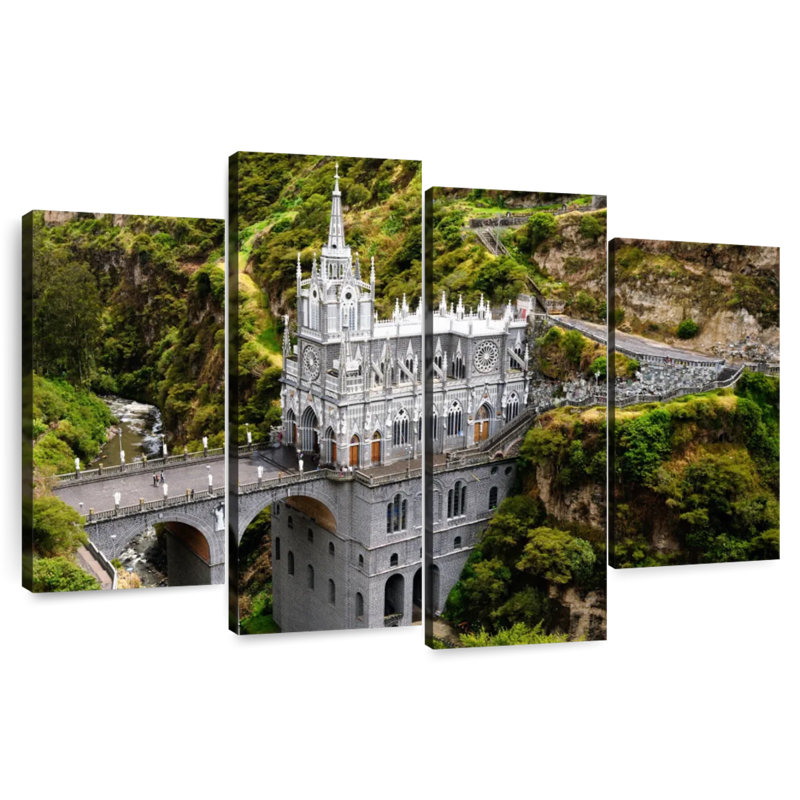 Lilie Las Lajas Shrine
