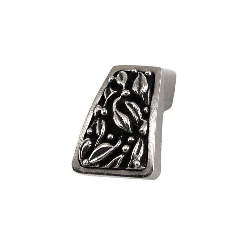 San Michele Finger Pull, Antique Silver
