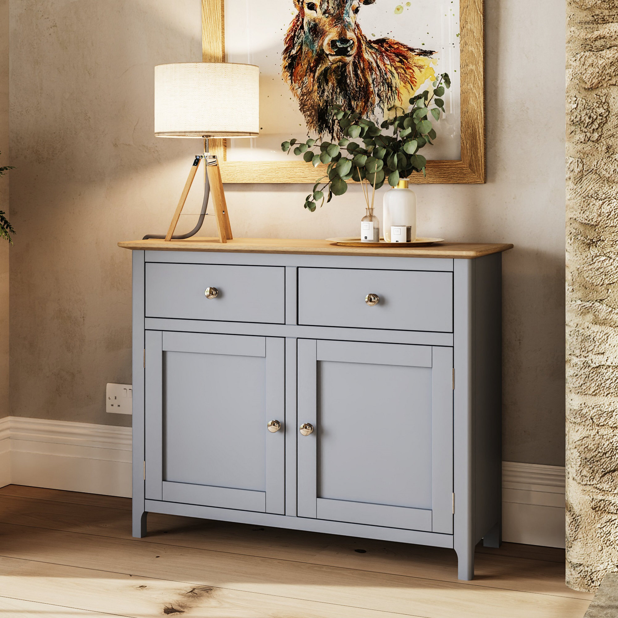 Daris 2 Door 2 Drawer Sideboard Buffet Storage Cabinet. 96cm Wide. Solid Oak Top. Polished Chrome Handles. Fully Assembled