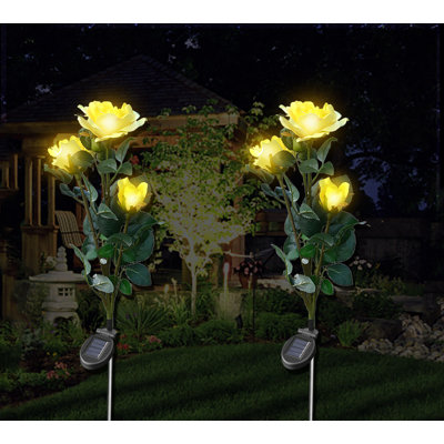Dester Plastic Plants & Flowers Garden Stake
