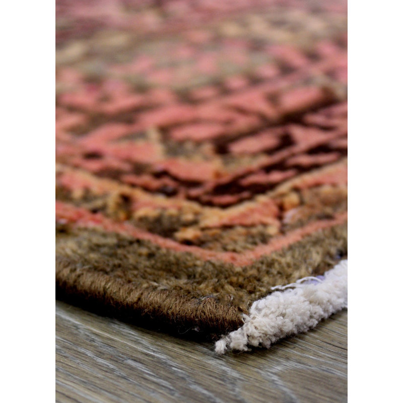 Tapis unique gris / taupe / rose 7 pi x 14 pi 9 po Khotan