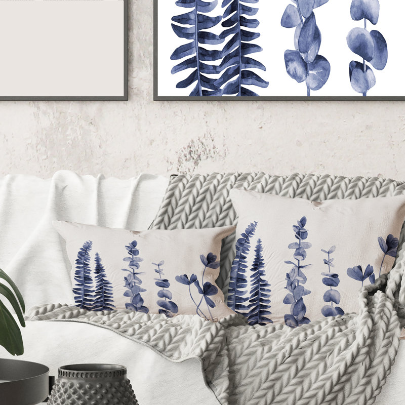 Carré, bleu marine Eucalyptus I - Coussin décoratif à imprimé traditionnel, 18" x 18"