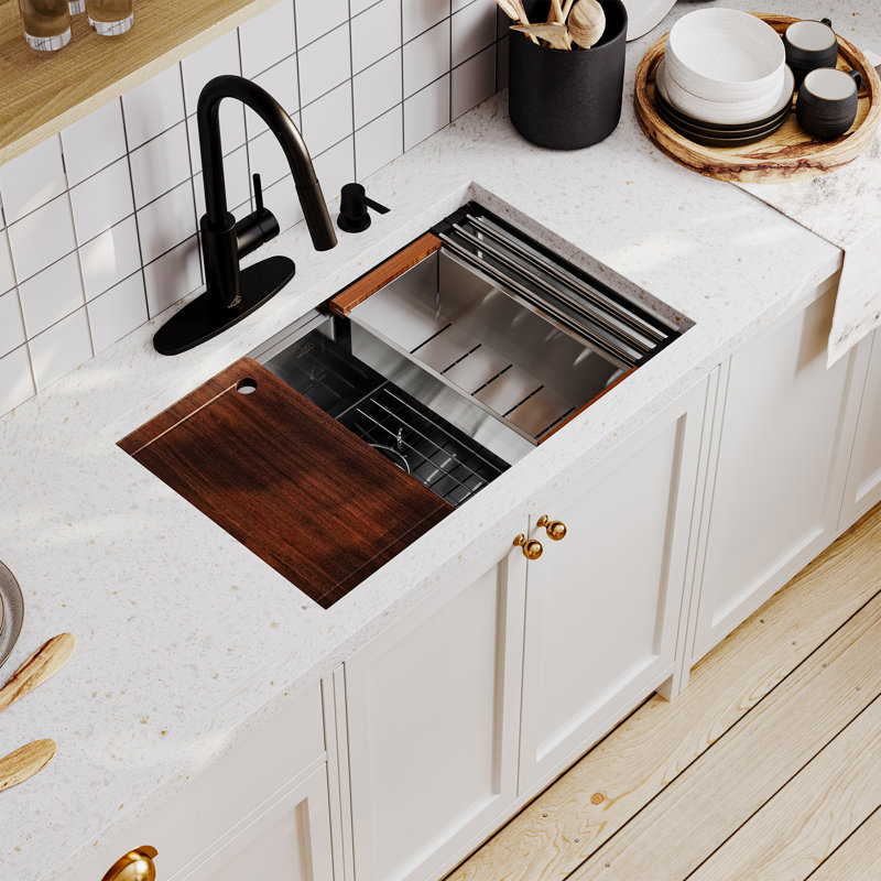 Évier de cuisine à simple cuve en acier inoxydable encastrable L 32 po x l 19 po