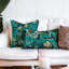 Housse de coussin réversible en soie à imprimé animal