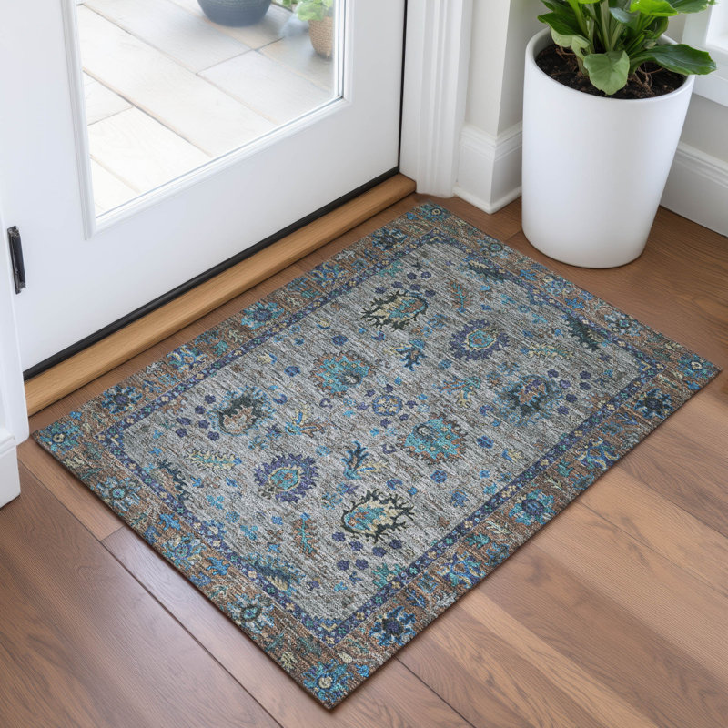 Tapis intérieur / extérieur lavable à la machine Xhevrie, Rectangle 1 pi 8 po x 2 pi 6 po