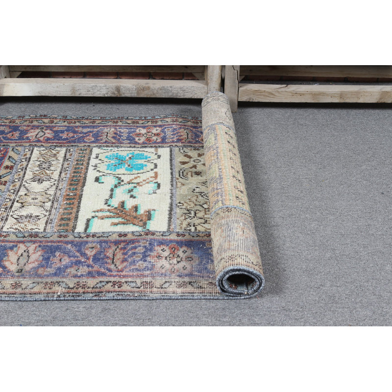 Tapis turc de conception florale fabriqué à la main, idéal comme décoration de chambre à coucher ou de vestibule comme accessoire de décoration unique dans un petit espace