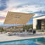 Grand parasol rectangulaire en porte-à-faux beige rond avec base blanche 10 pi x 13 pi Rondal-1178927943
