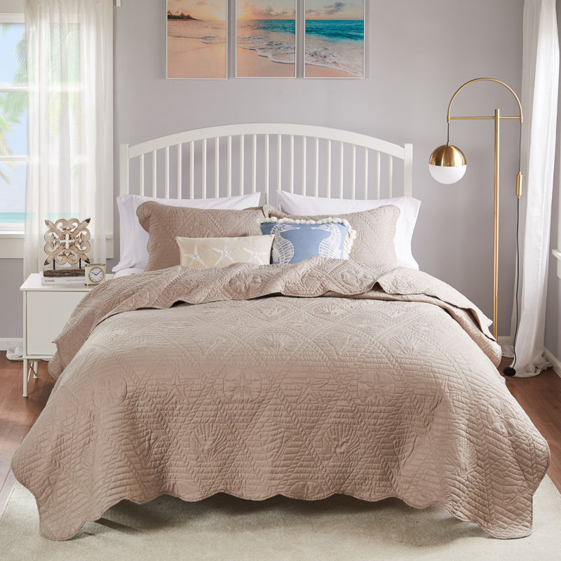 La Jolla Coastal Quilt Set, Taupe, Full/Queen Quilt + 2 Standard Shams