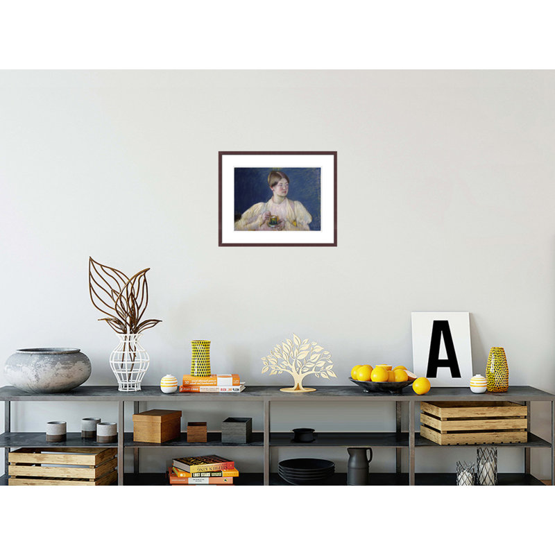 La Tasse de thé by Mary Cassatt -Framed Giclee Print, H 17,44 po x l 21,75 po