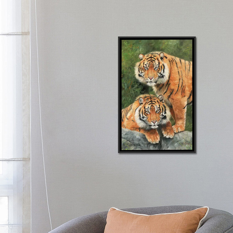 «Pair of Sumatran Tigers», impression sur toile, H 26 po x l 18 po x P 1,5 po, Toile avec cadre noir, Pas de tapis