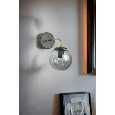 Libertytown LED Wallchiere