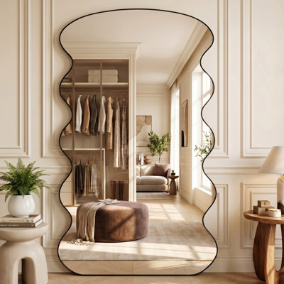 Miroir surdimensionné arqué en métal surdimensionné