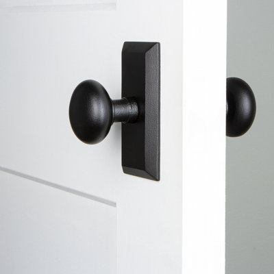 Ageless Iron Vale Plate with Keep Knob