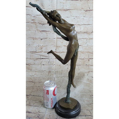 Figurines et sculptures Timira