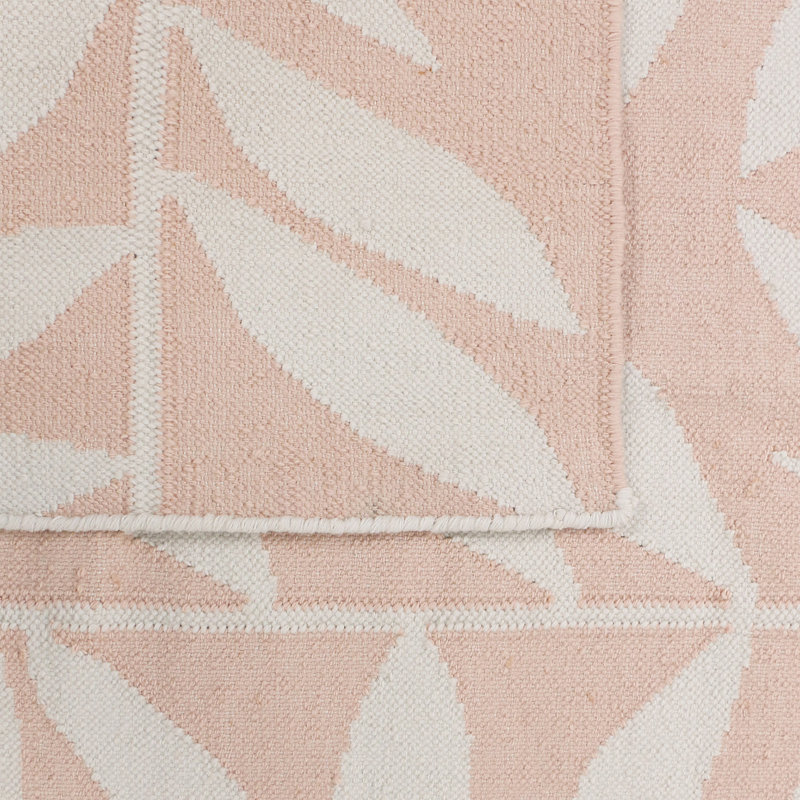 Floral Area Rug in Pale Pink, Rectangle 9' x 12'