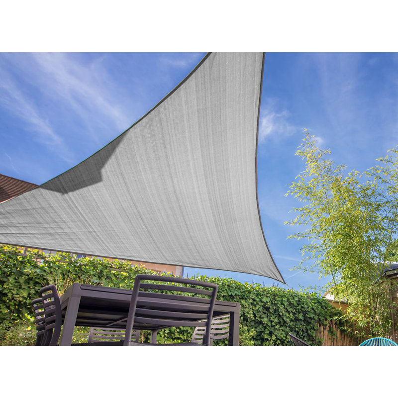 Voile d’ombrage triangulaire 1 pi 4 po