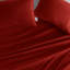 Ensemble de draps des Fêtes, motif de père Noël rouge, literie pour très grand lit-116478669-135514360