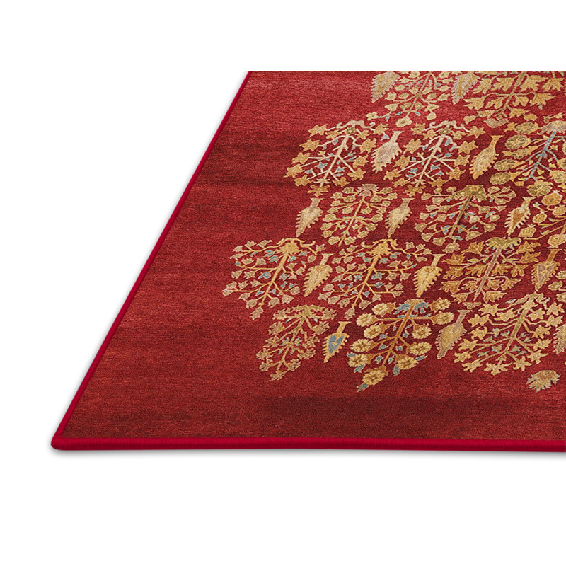 Tapis doré / rouge à motif floral Sazur, Rectangle 8 pi x 10 pi