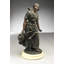 Figurine fille à l’eau