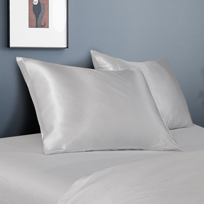 Taies d'oreiller en satin avec fermeture à enveloppe