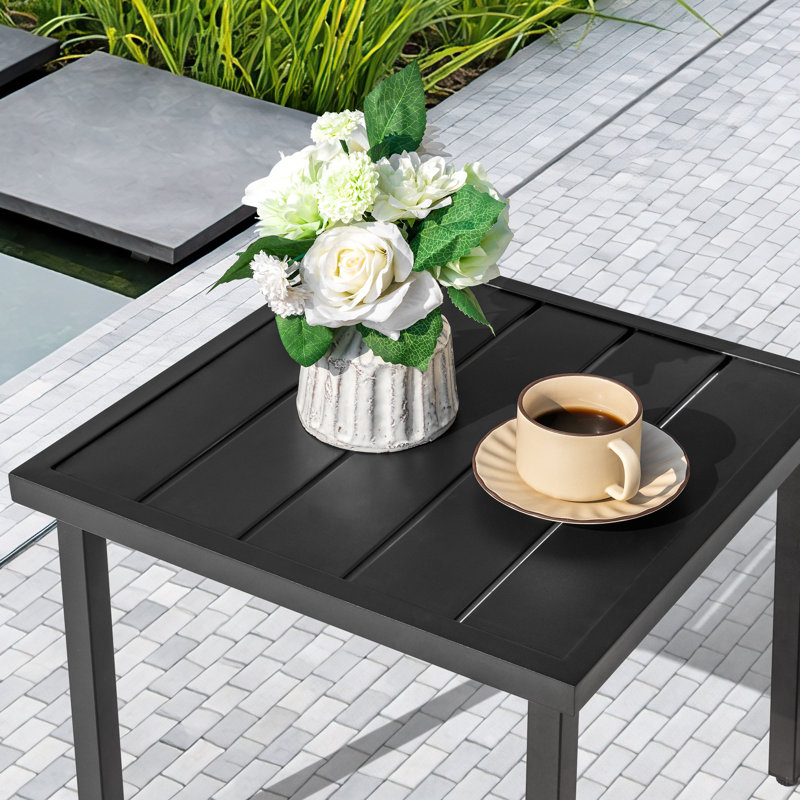 Table d'appoint carrée d'extérieur en métal avec plateau à lattes, structure thermolaquée