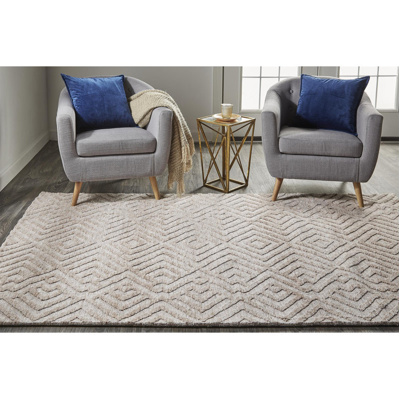 Curran Geometric Indoor Rug, Rectangle 2' x 3'
