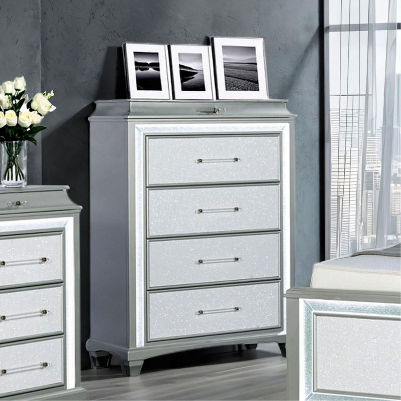Glamour Style 1Pc Chest